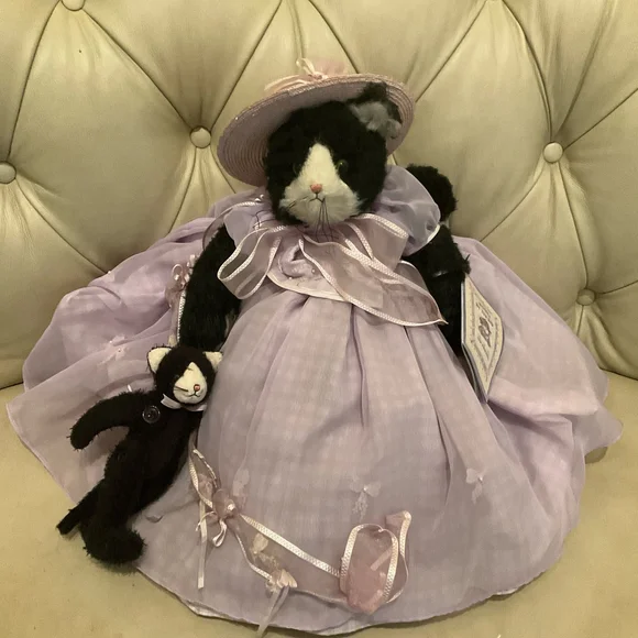 Vintage 1980s Bunnies By The Bay And Friends Black Cat Plush Lettie Lilac set - Picture 1 of 12